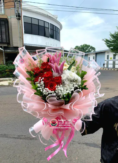 Rahasia Menjaga Bunga Potong Tetap Segar Hingga 2 Minggu