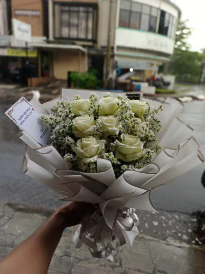 buket bunga elegant buket bunga putih