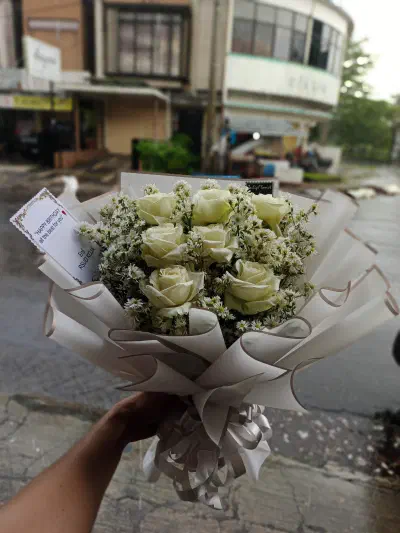 buket bunga putih