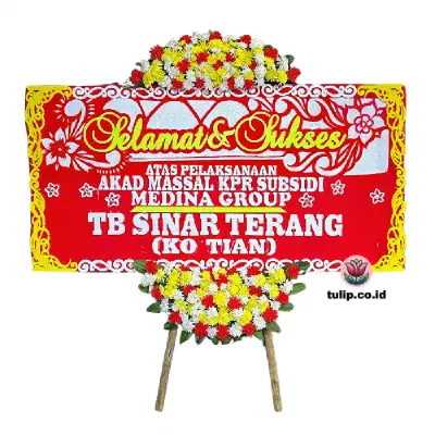 Senyum Lebar