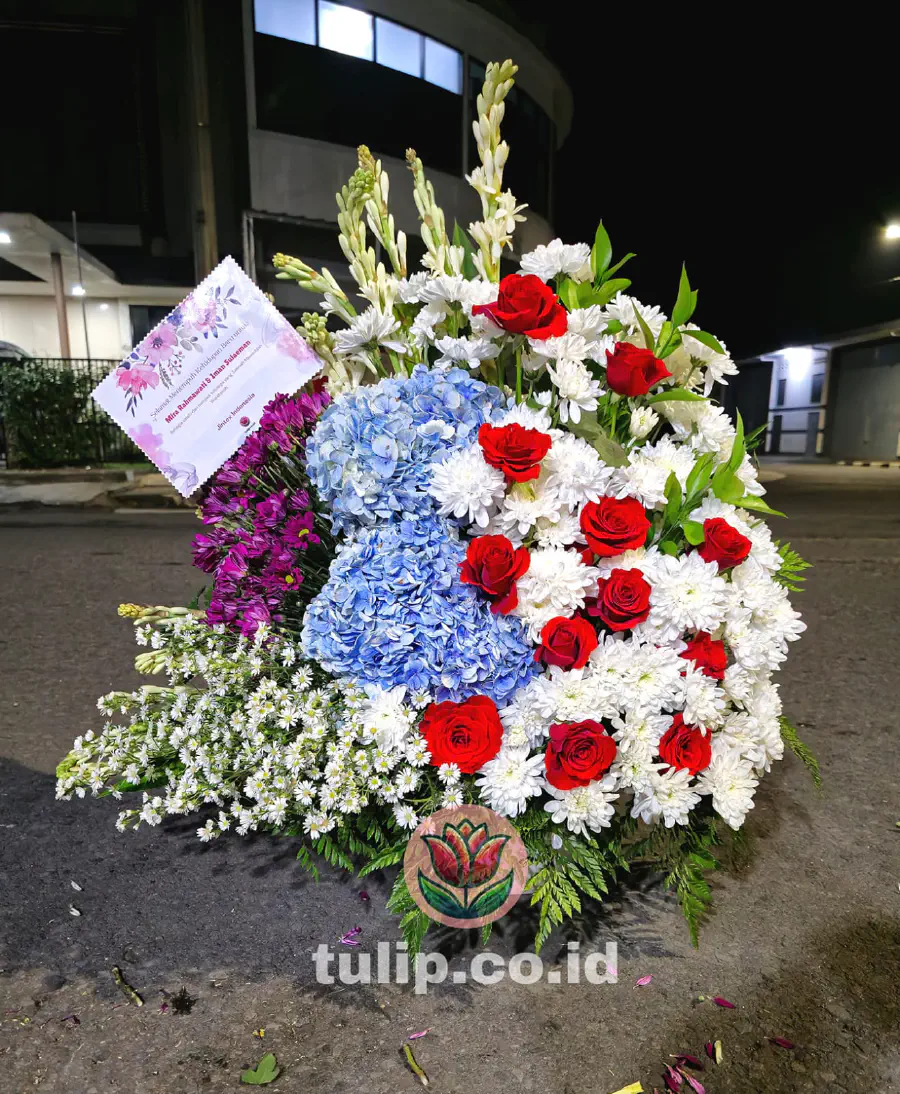 5 Rahasia Agar Buket Bunga Tetap Segar & Menawan